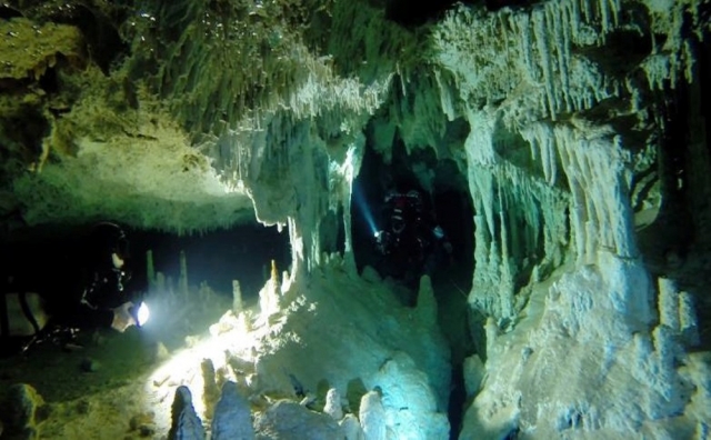  explorer les cénotes